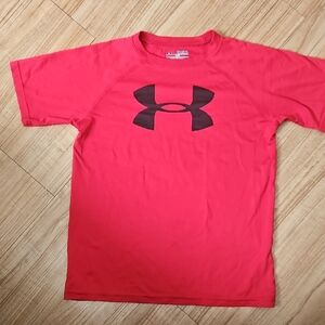 Boys Under Armour Youth Medium Shirt